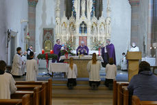 Beauftragung zu Lektorat und Akolythat in St. Marien, Volkmarsen (Foto: Karl-Franz Thiede)